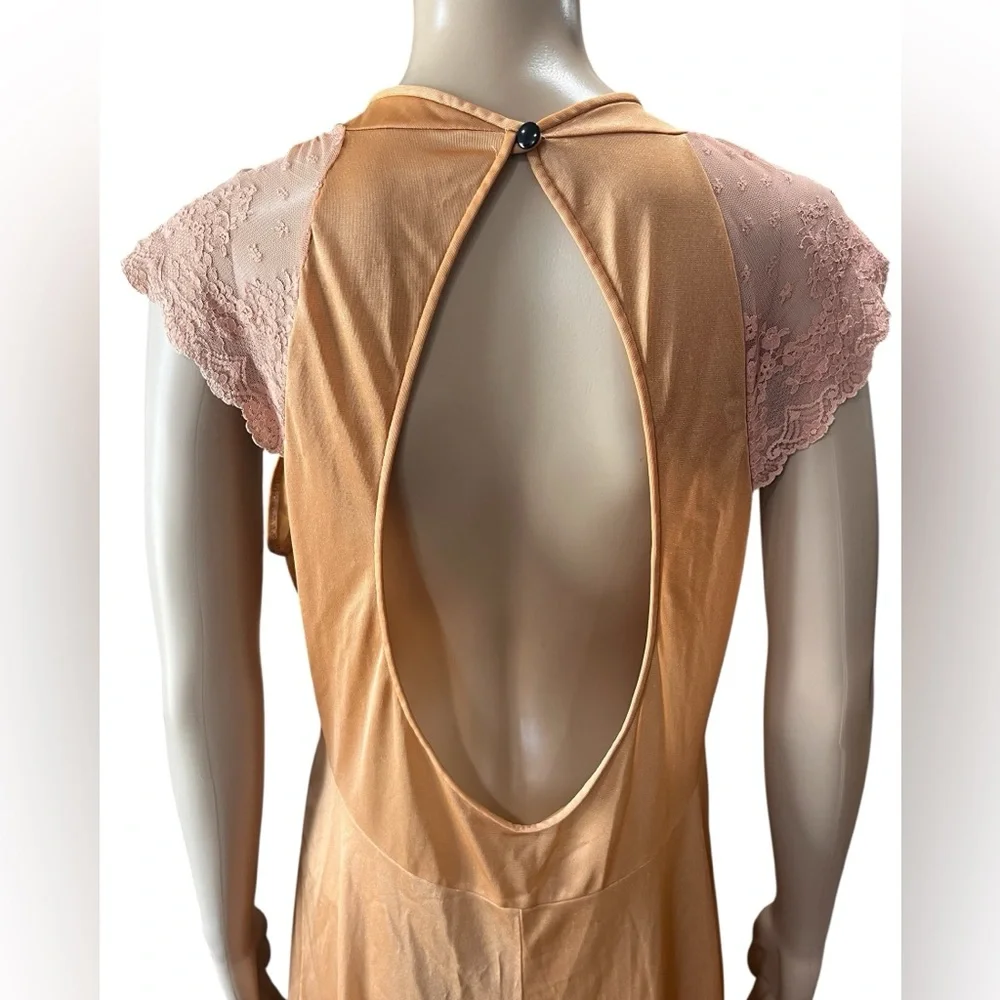 Hollywood glam vintage apricot bias cut nightgown 70s does 30s maxi dress-M